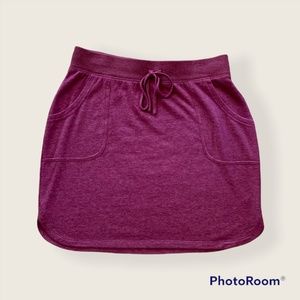 *** FINAL PRICE *** NWOT Heathered Burgundy French Terry Pull-On Skirt